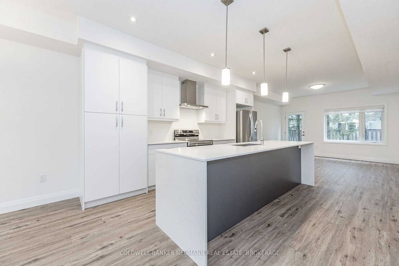 47 Lily Lane, Guelph, N1L 1E1 | Image 2