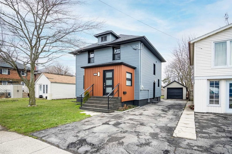 331 Fielden Ave, Port Colborne, L3K 4T8 | Image 2