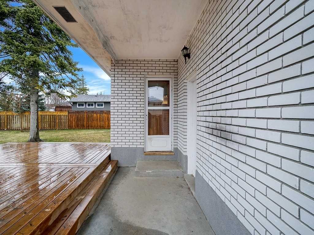 Listing Image 7