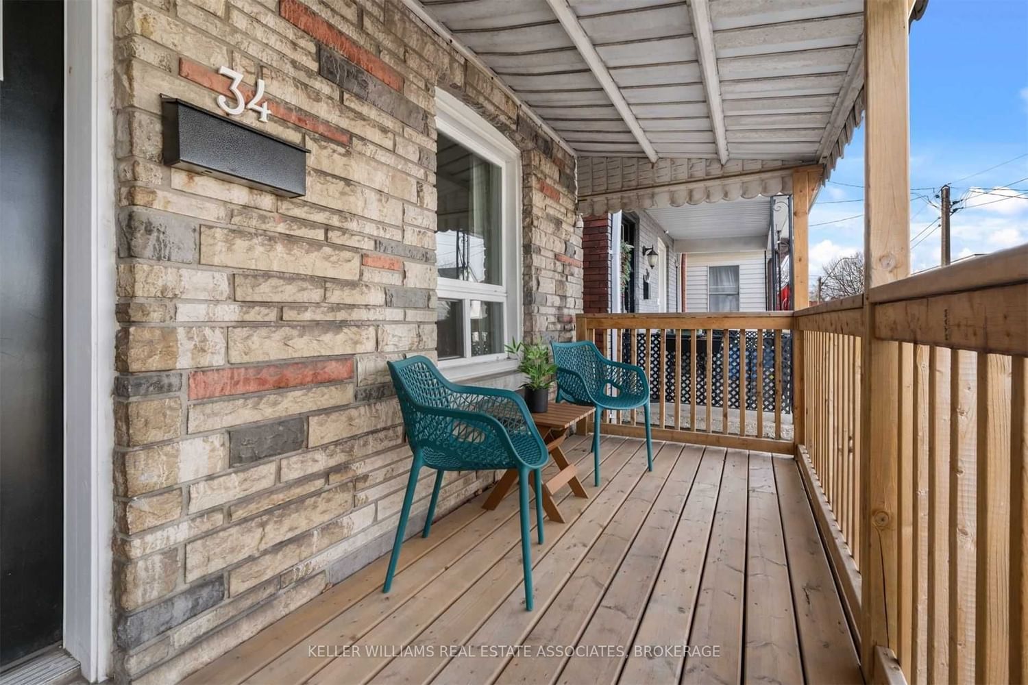 Listing Image 3