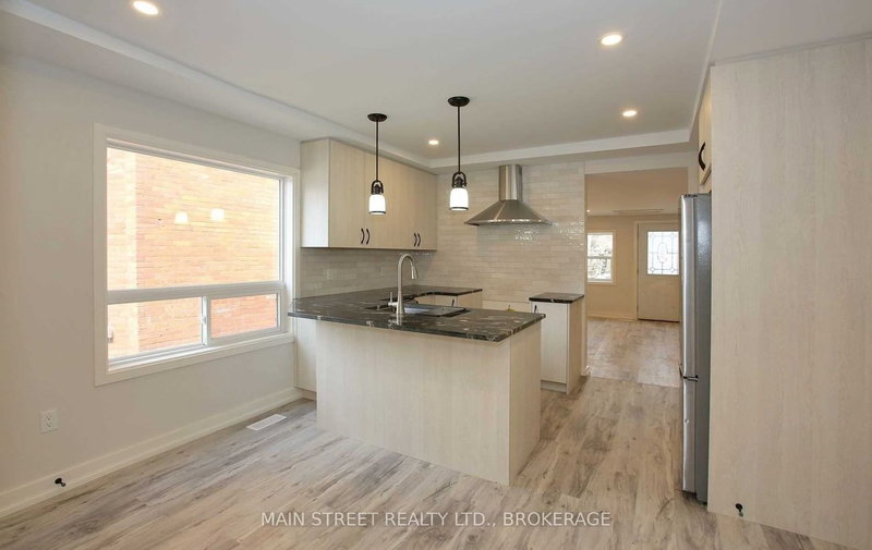 152 Main St W, Shelburne, L0N 1S3 | Image 2