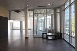 1005 - 158 King Street