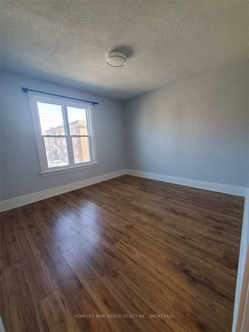 Upper - 20 Sherman Ave S, Hamilton, L8M 2P4 | Image 3