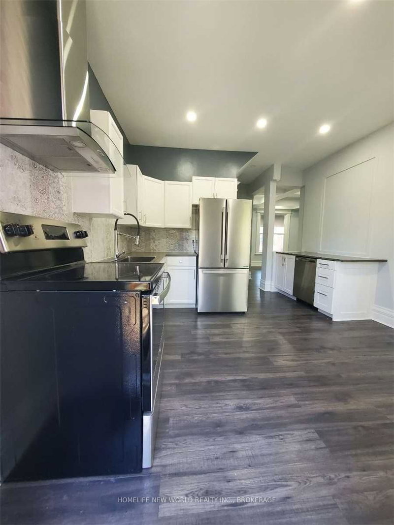 Main - 20 Sherman Ave S, Hamilton, L8M 2P4 | Image 3