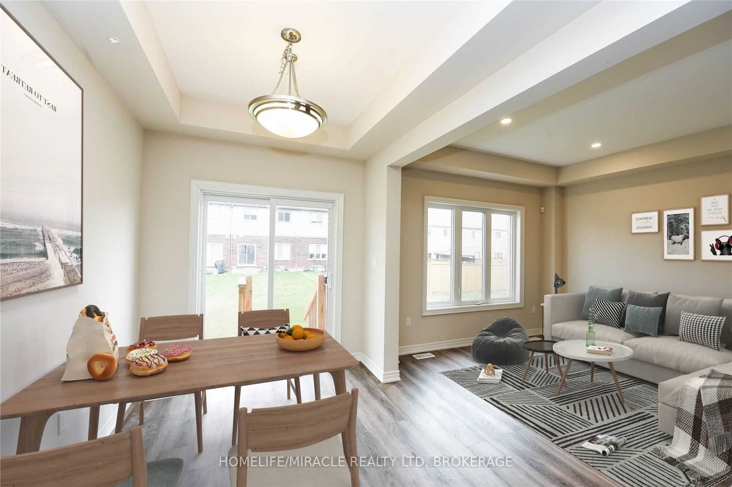 Listing Image 7