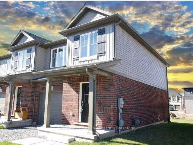 21 Damude Avenue