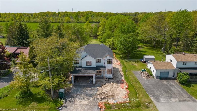 81 Doans Ridge Rd, Welland, L3B 5N4 | Image 2