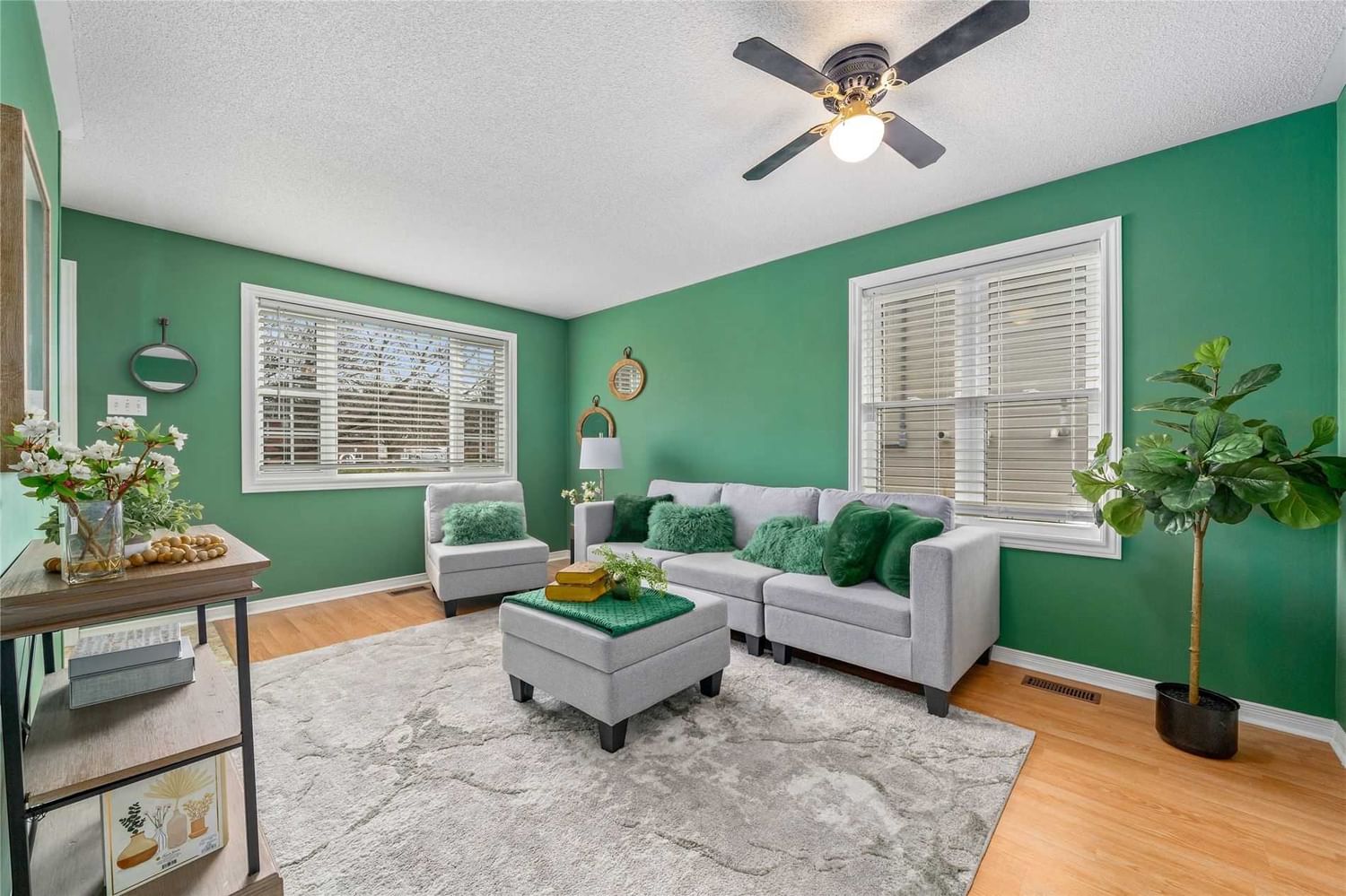 Listing Image 2