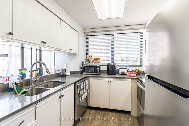 405 - 20 Ellen Street