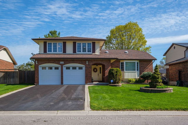 518 Canterbury Crescent