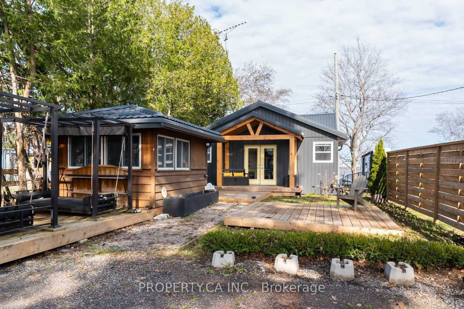 Detached House sold at 309 Avery Point Road, Kawartha Lakes, Rural Carden, L0K 1W0 - MLS: X6045139
