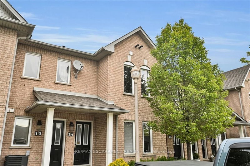 14 - 2 Harbour Dr, Hamilton, L8E 6B1 | Image 2