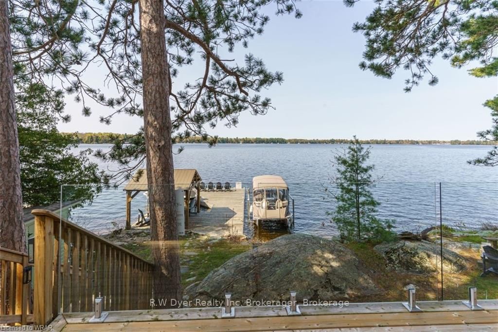 Detached House sold at 99 Bala Park Island N/A, Muskoka Lakes, Medora, P0C 1A0 - MLS: X6045228