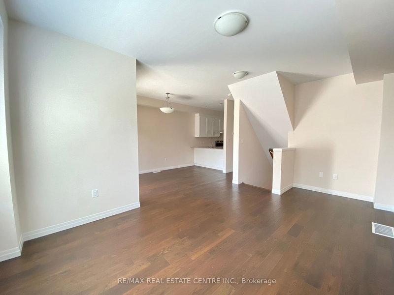 4 Workman Lane, Hamilton, L9G 0H2 | Image 3