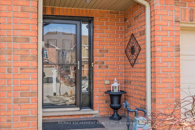 14 Fairhaven Drive