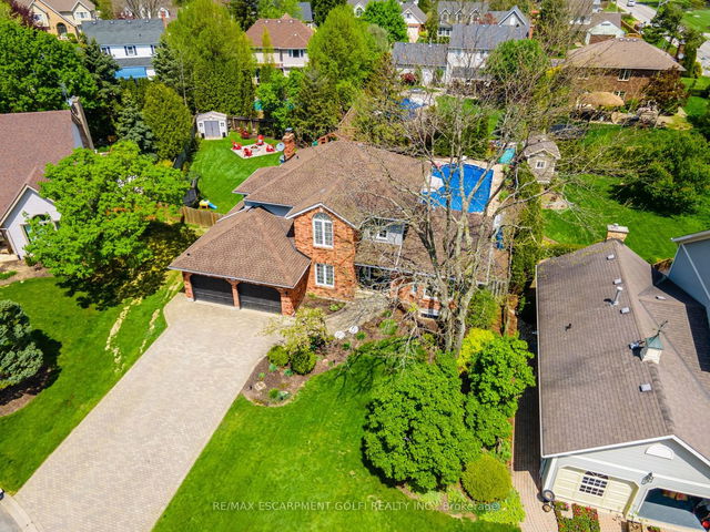 2905 Butler's Walk