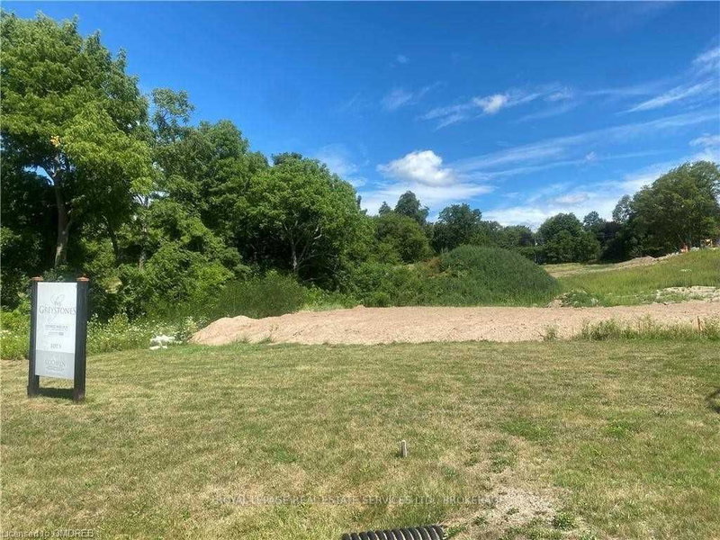 15 Hauser Pl, Hamilton, L9H 5A4 | Image 3