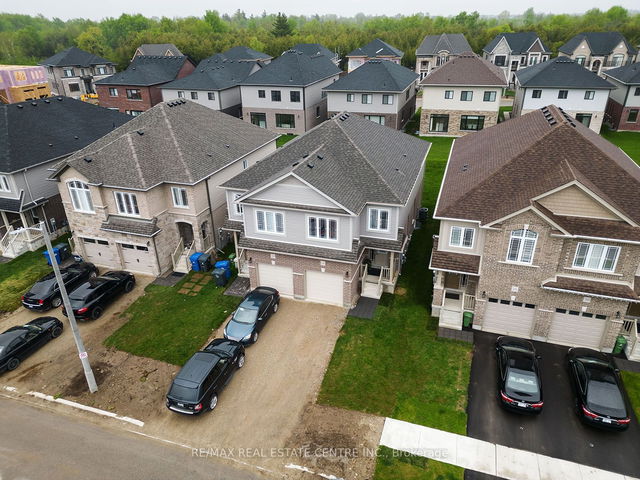 24 John Brabson Crescent