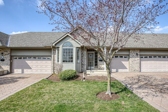 18 - 450 LAKEVIEW Drive