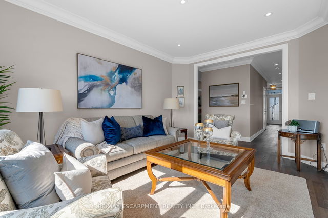 230 Shoreview Drive