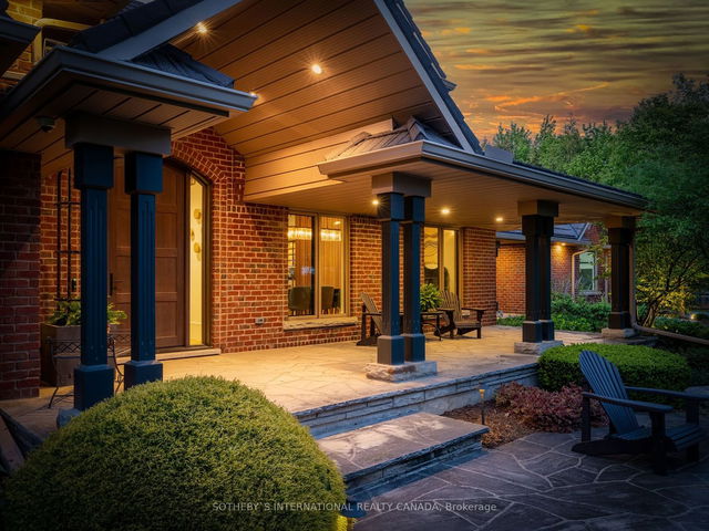 18 Fox Run Drive