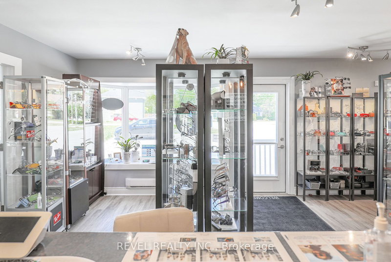 7 Kingsway Dr, Kawartha Lakes, K0M 1A0 | Image 2