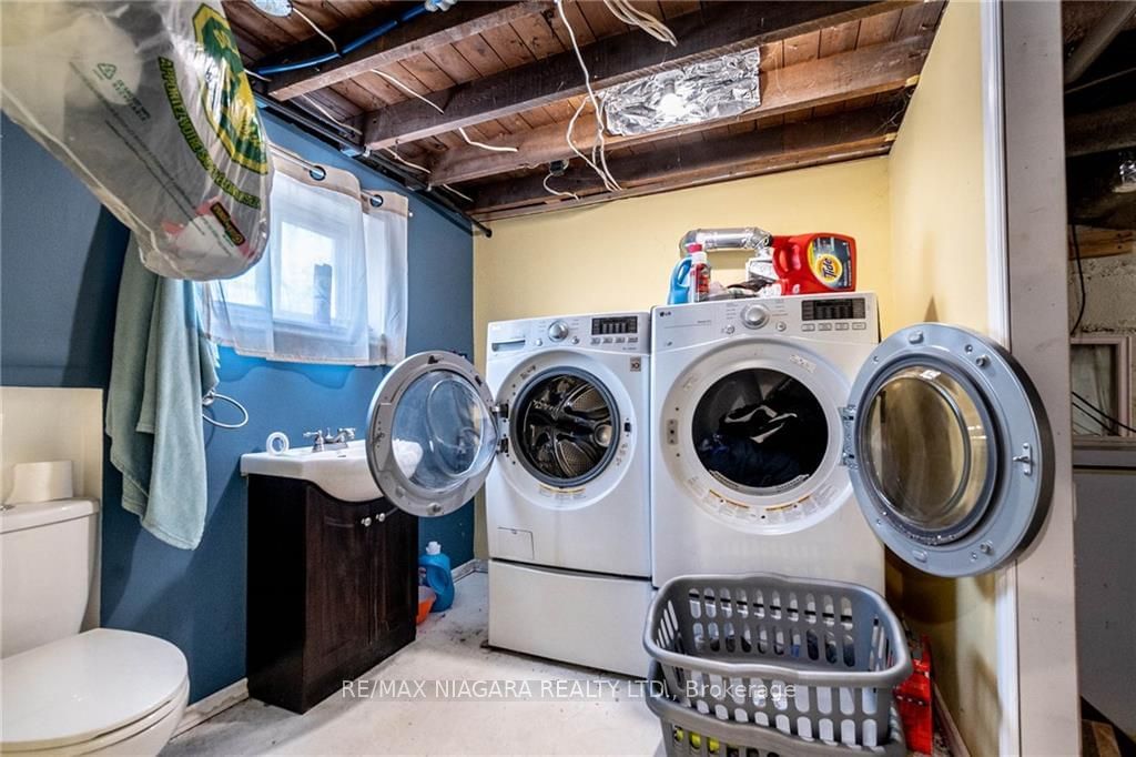 Listing Image 22