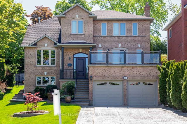22 Taywood Court