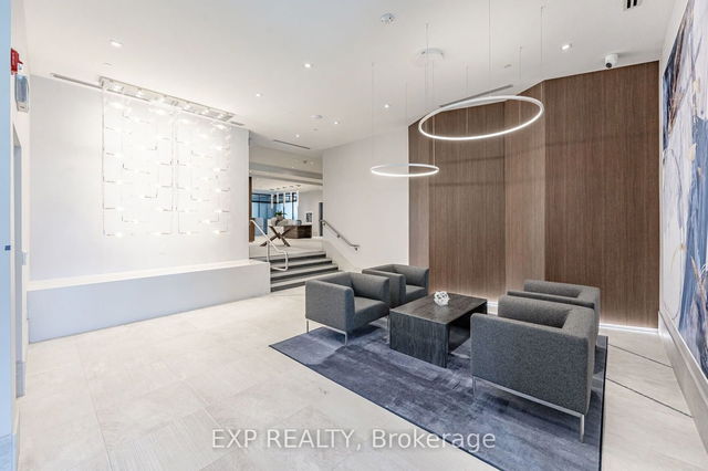 1011 - 385 Winston Road