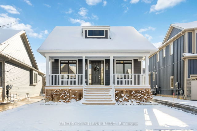 212 Yellow Birch Crescent