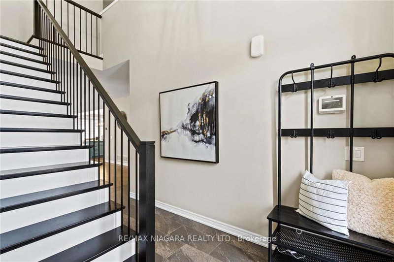 1206 Hansler Rd, Thorold, L2V 2P5 | Image 2