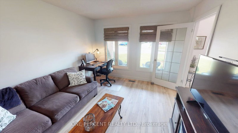 83 Briarsdale Cres, Welland, L3C 6S8 | Image 3