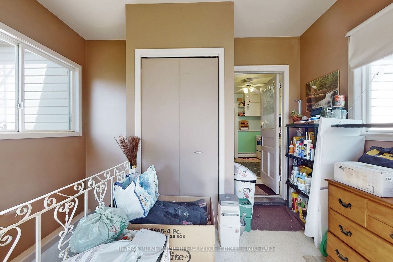 Listing Image 24