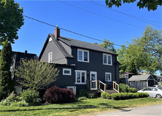 33 MARMORA Street