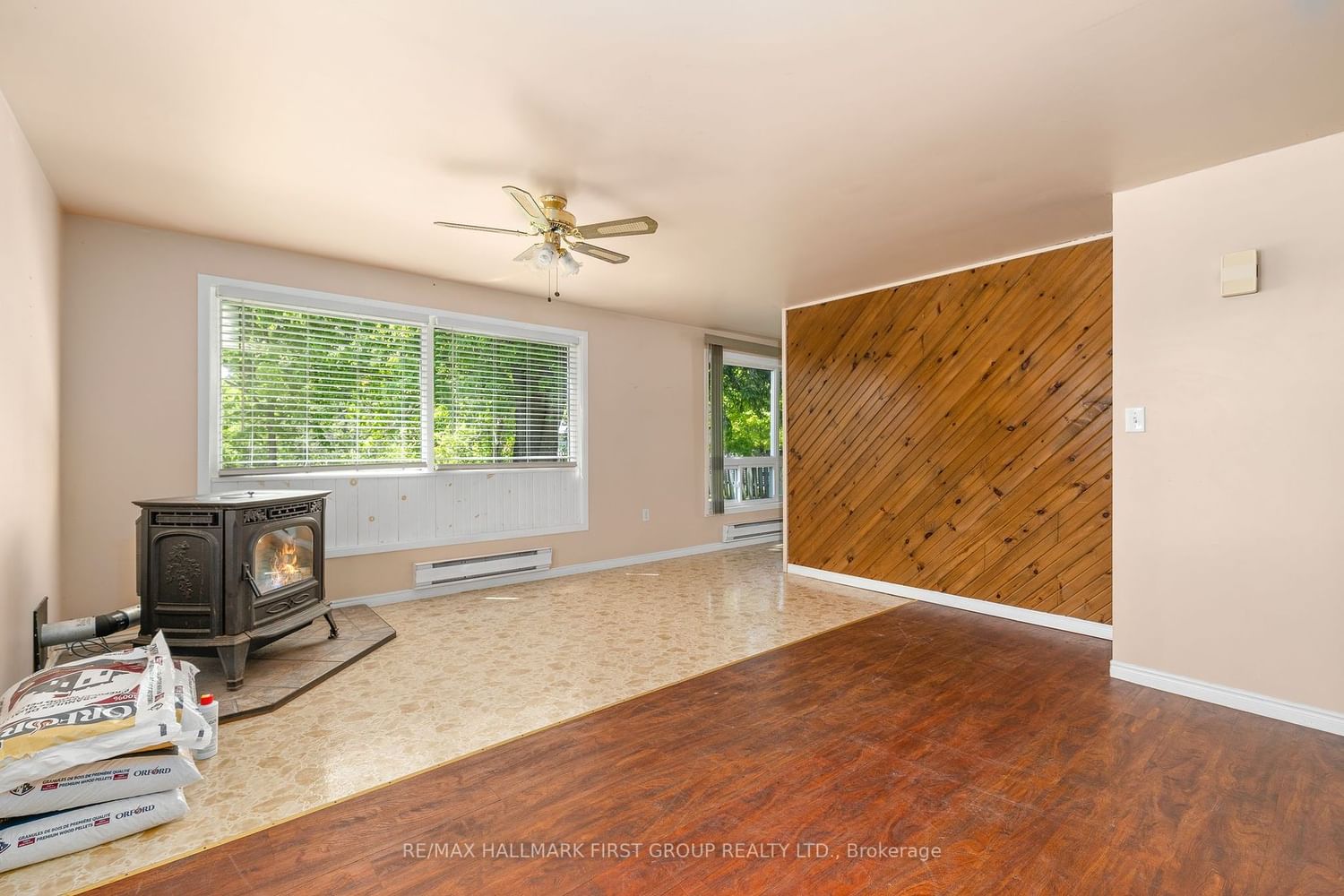 Listing Image 20