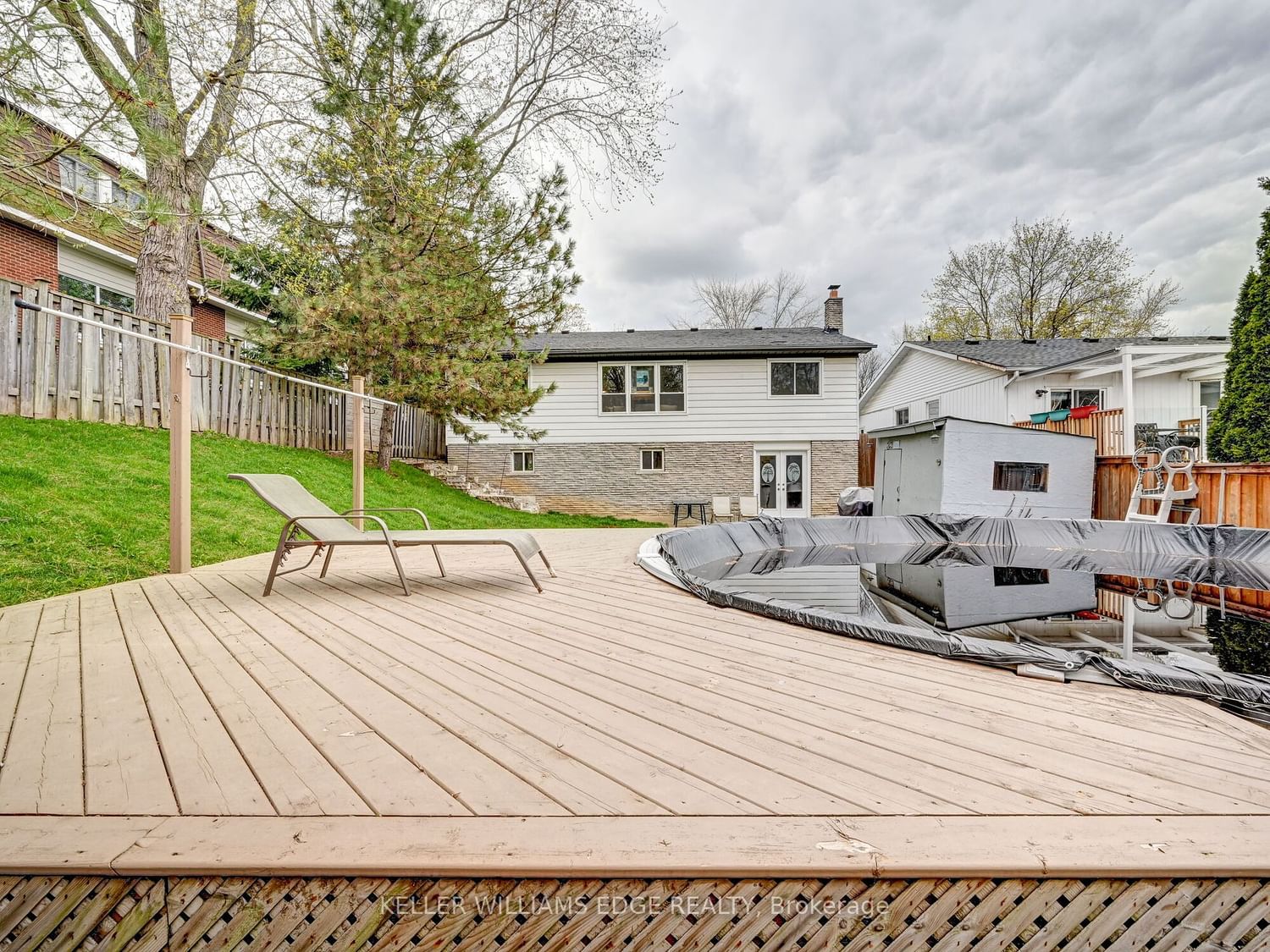 Detached House sold at 79 Ann Street, Hamilton, Ontario, L9H 5R2 - Dundas - MLS: X6081412