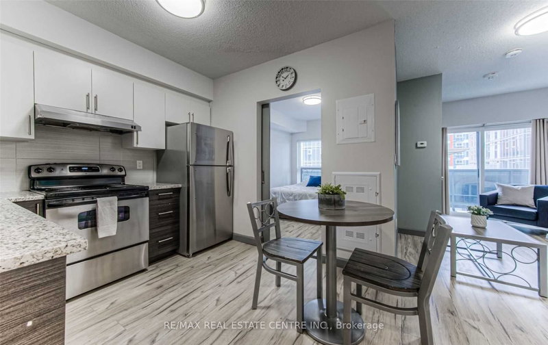 182 - 258A Sunview St, Waterloo, N2L 3V9 | Image 2