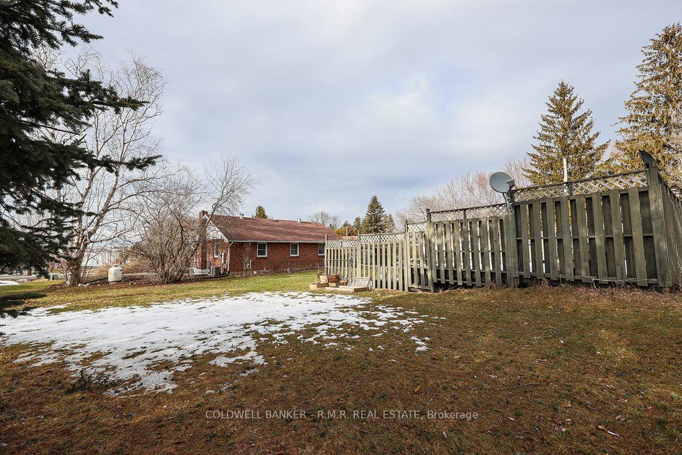Listing Image 24