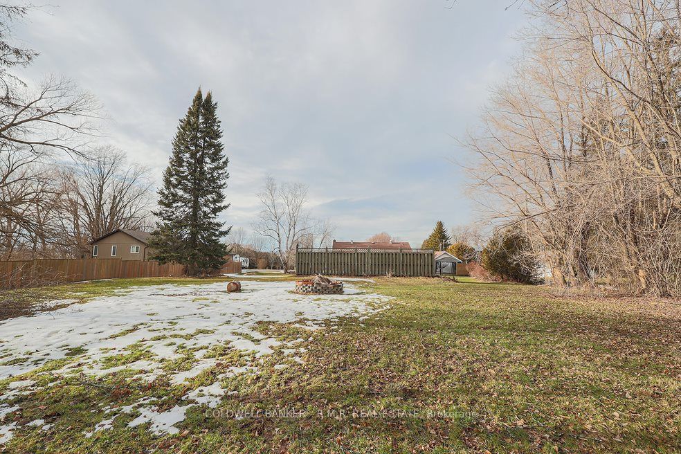 Listing Image 26