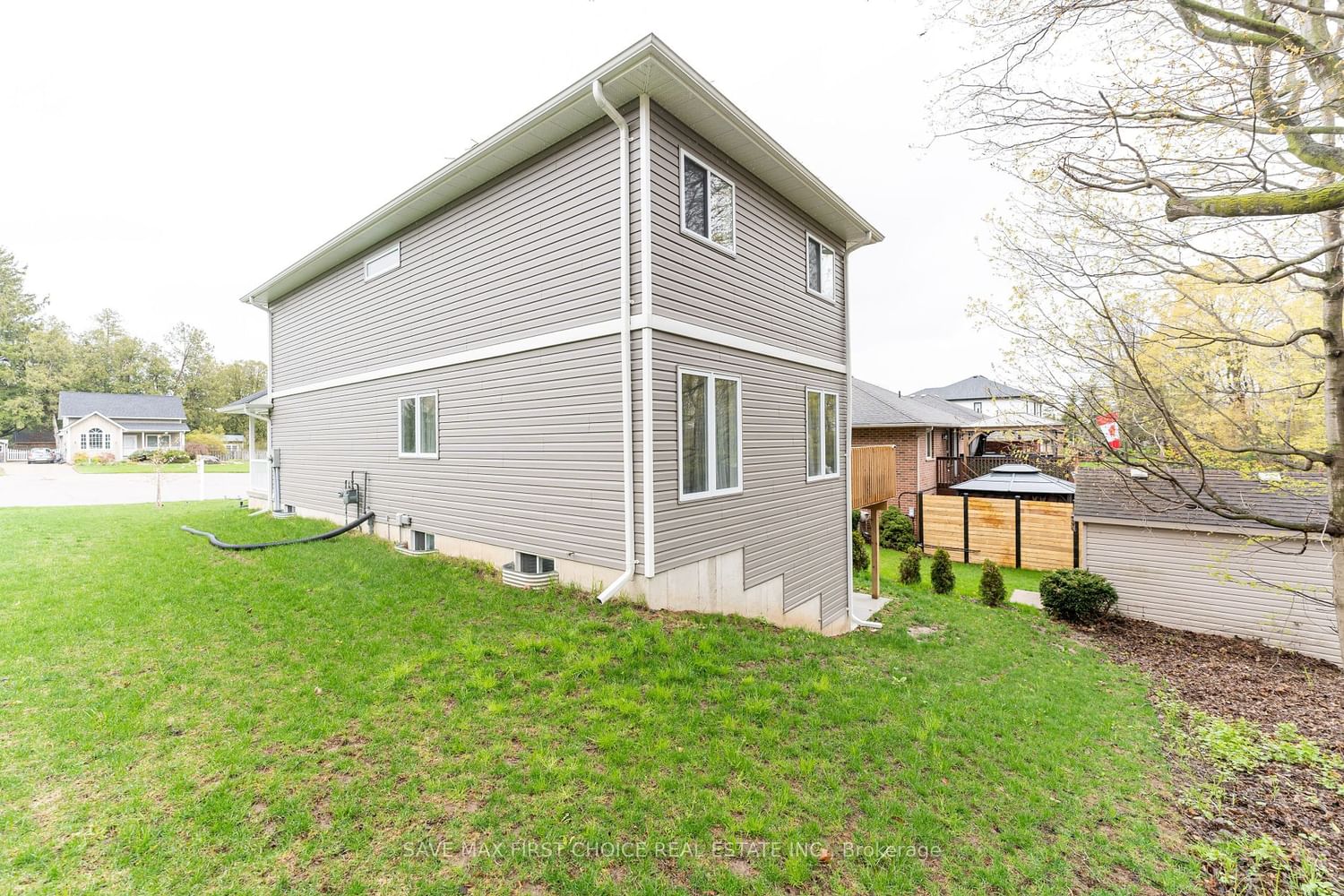 Listing Image 32
