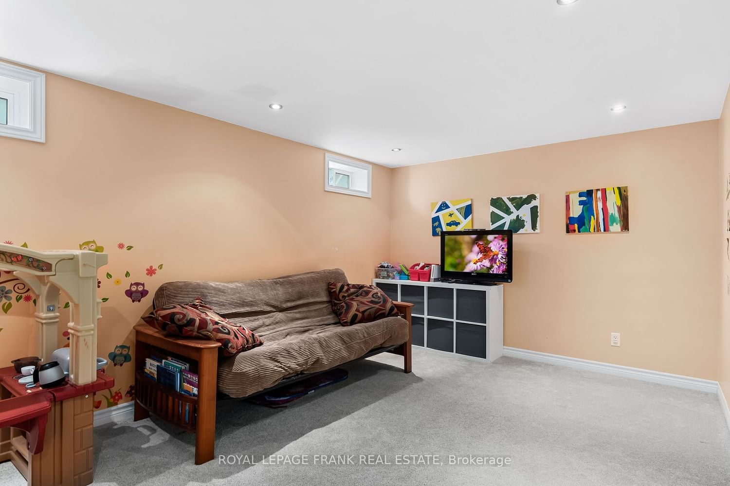 Listing Image 23