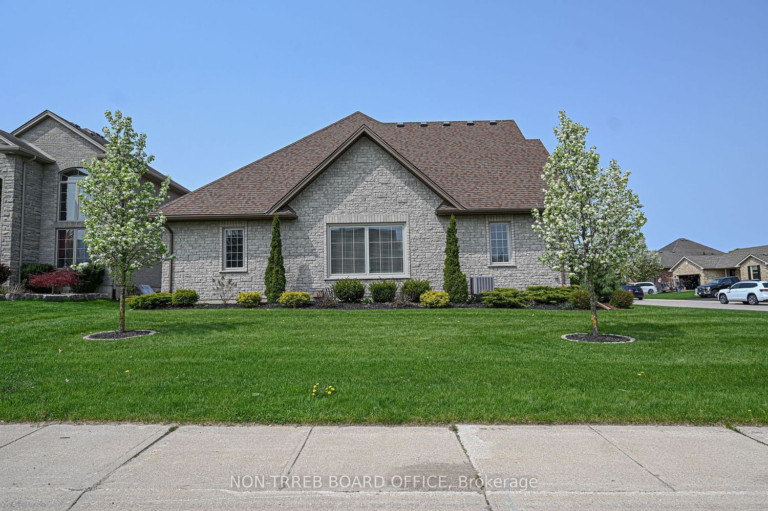 Listing Image 34