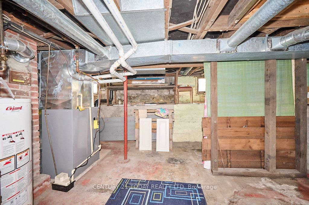 Listing Image 17