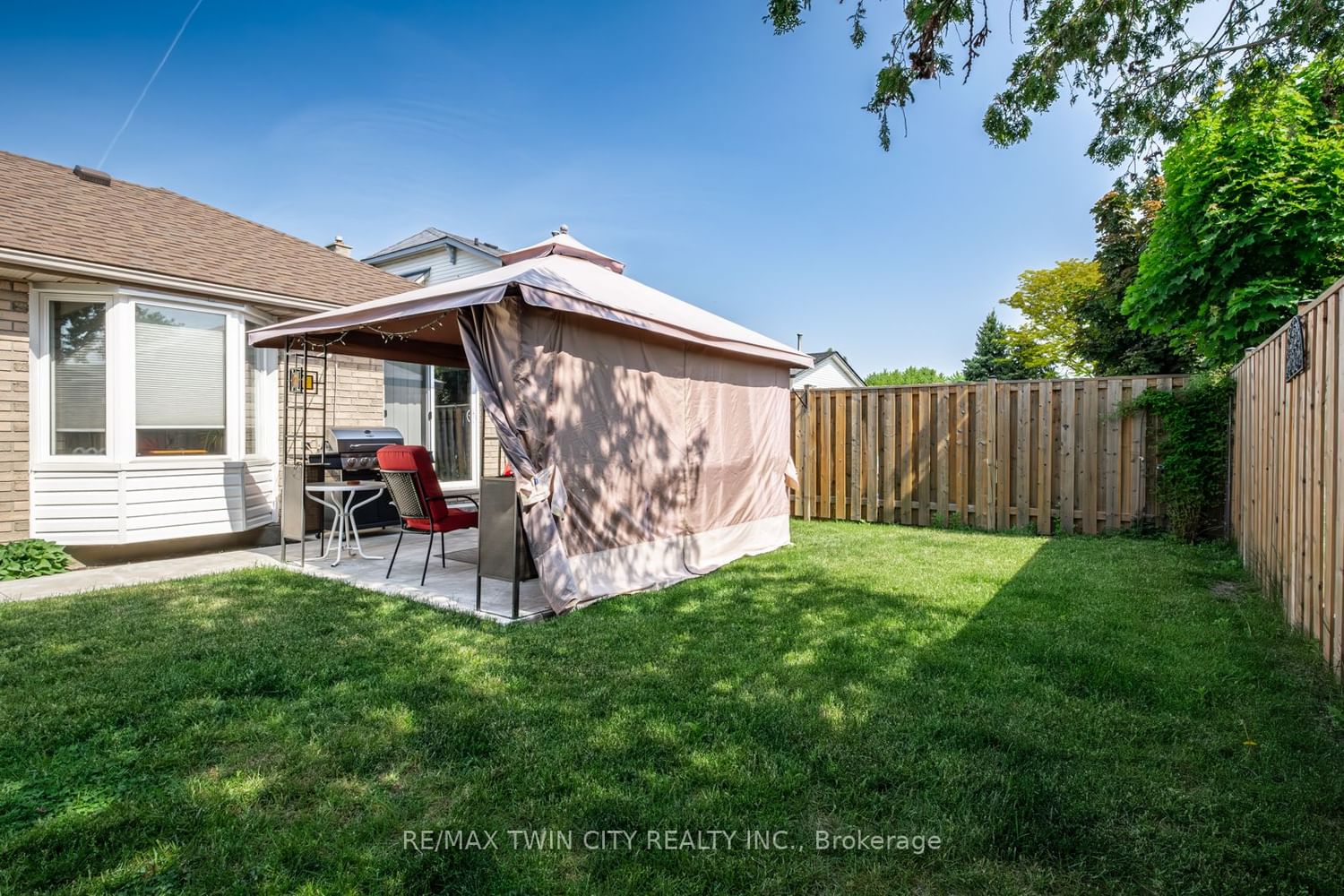 Listing Image 37