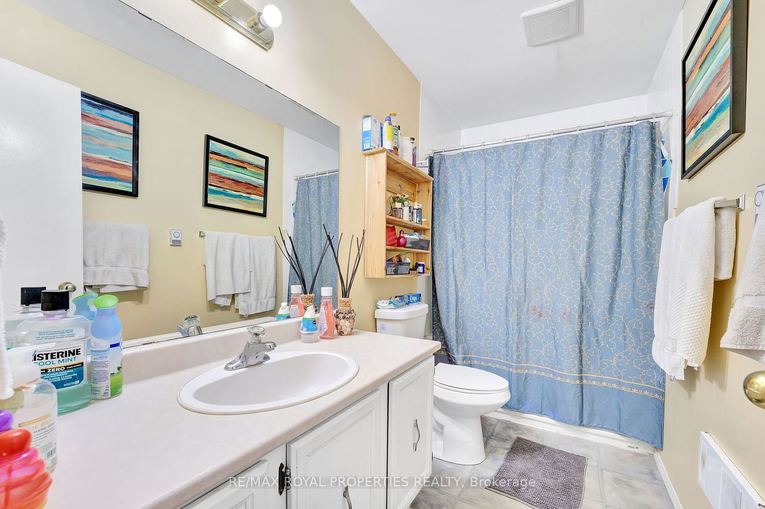 Listing Image 17