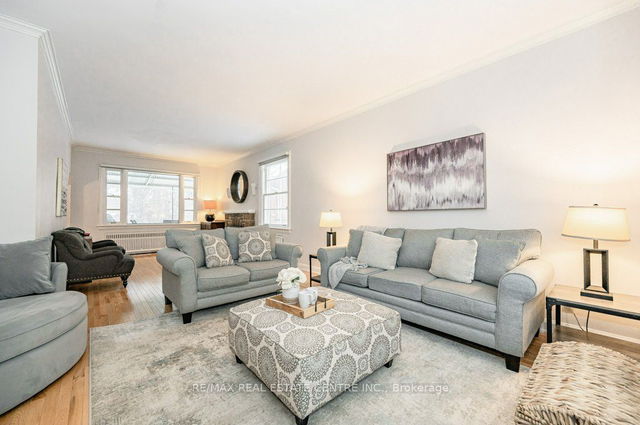 82 Eramosa Road