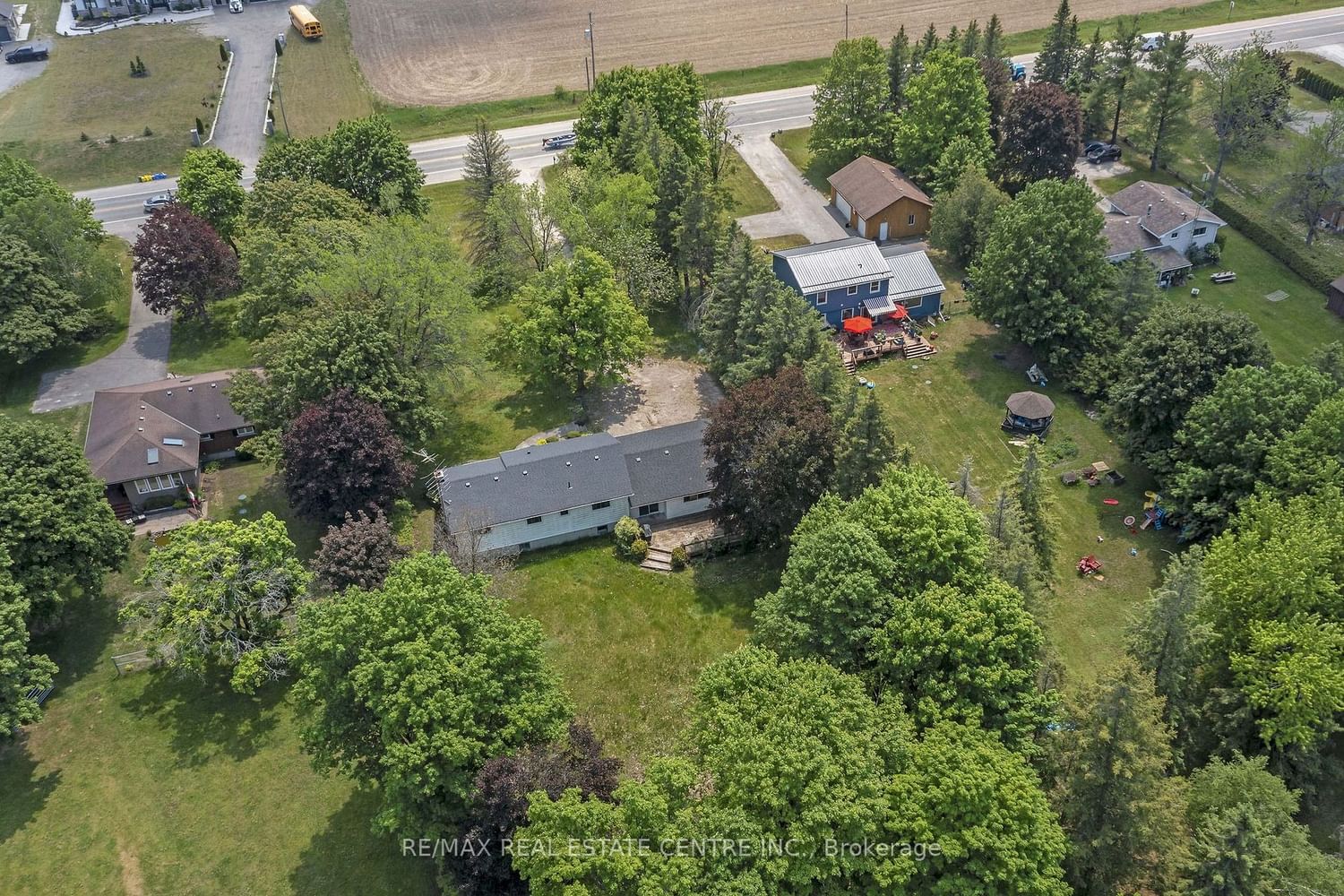 Listing Image 28