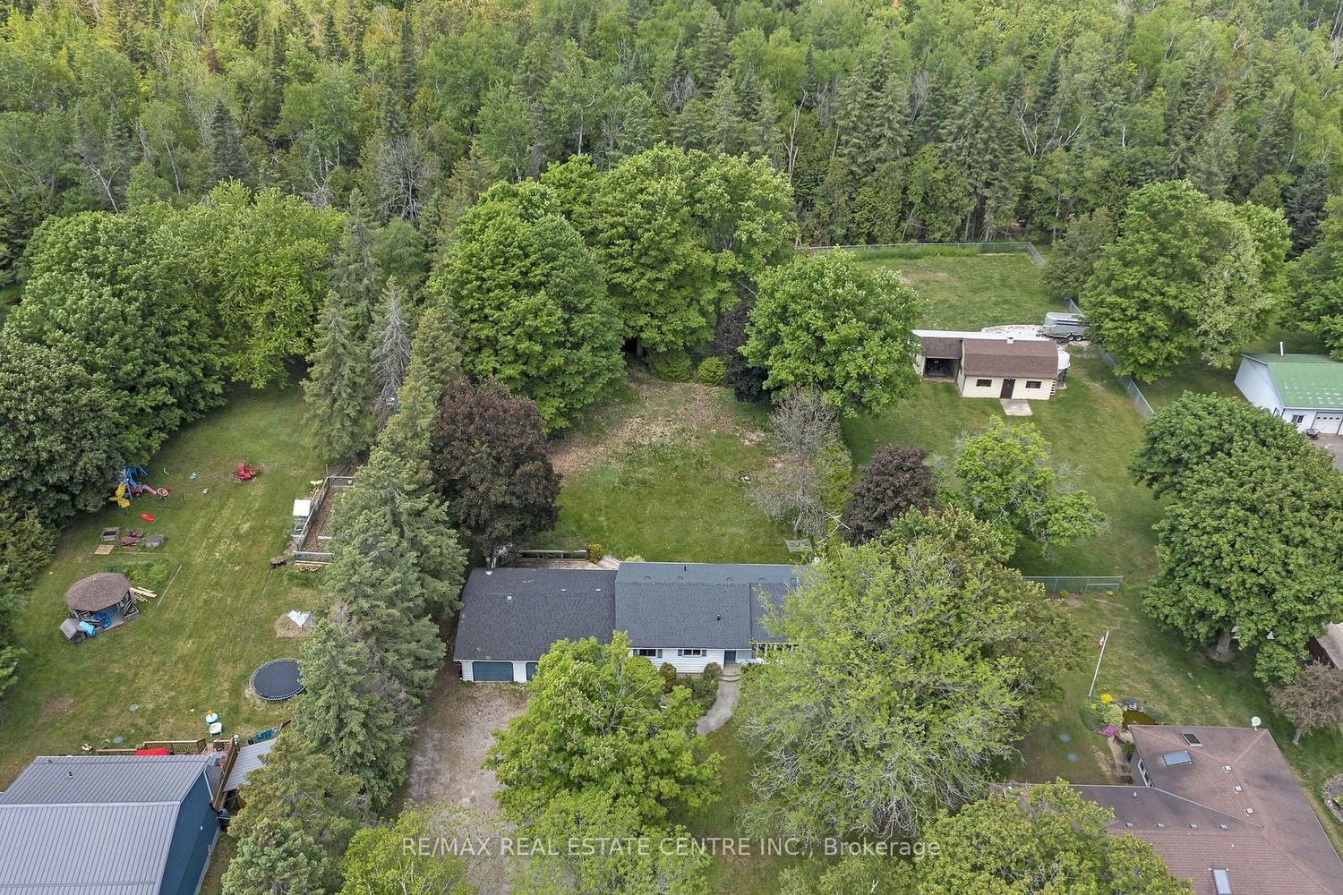 Listing Image 35