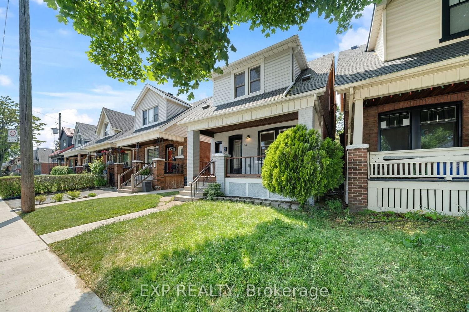 Listing photo 3