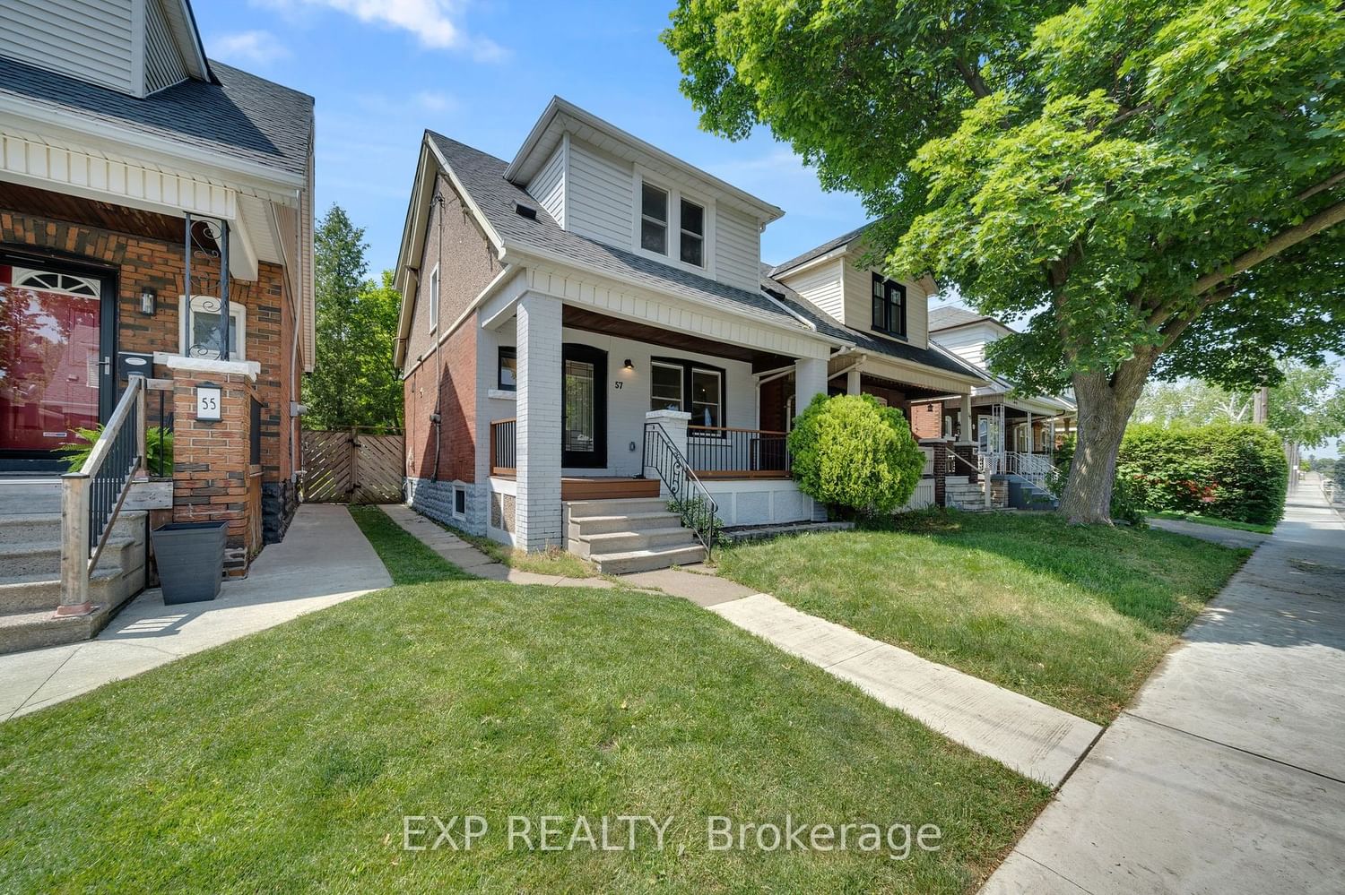 Listing photo 4